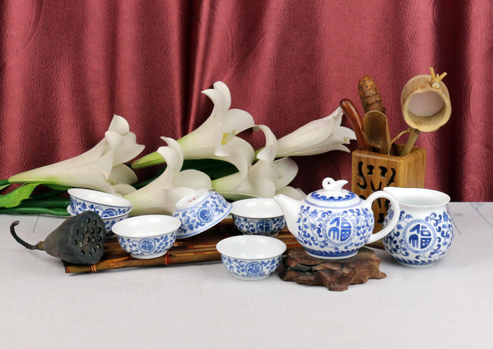 8头手绘功夫茶具福寿连缀