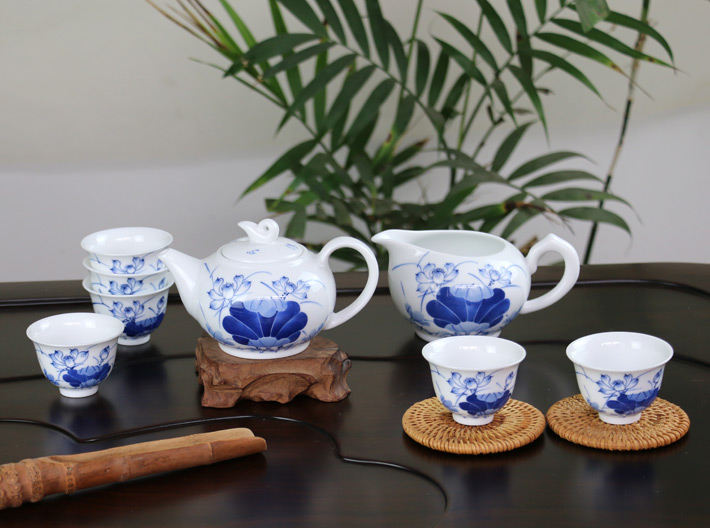 8头手绘青花茶具（幽香）
