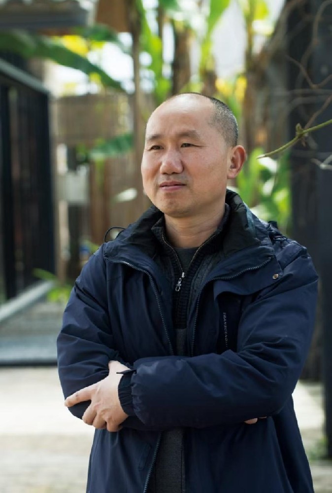 吴和龙（国瓷红叶画院钻研员）