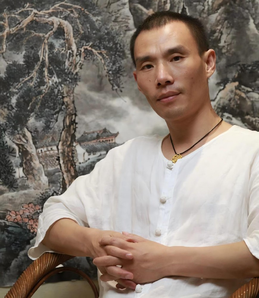 胡达民（国瓷红叶画院钻研员）